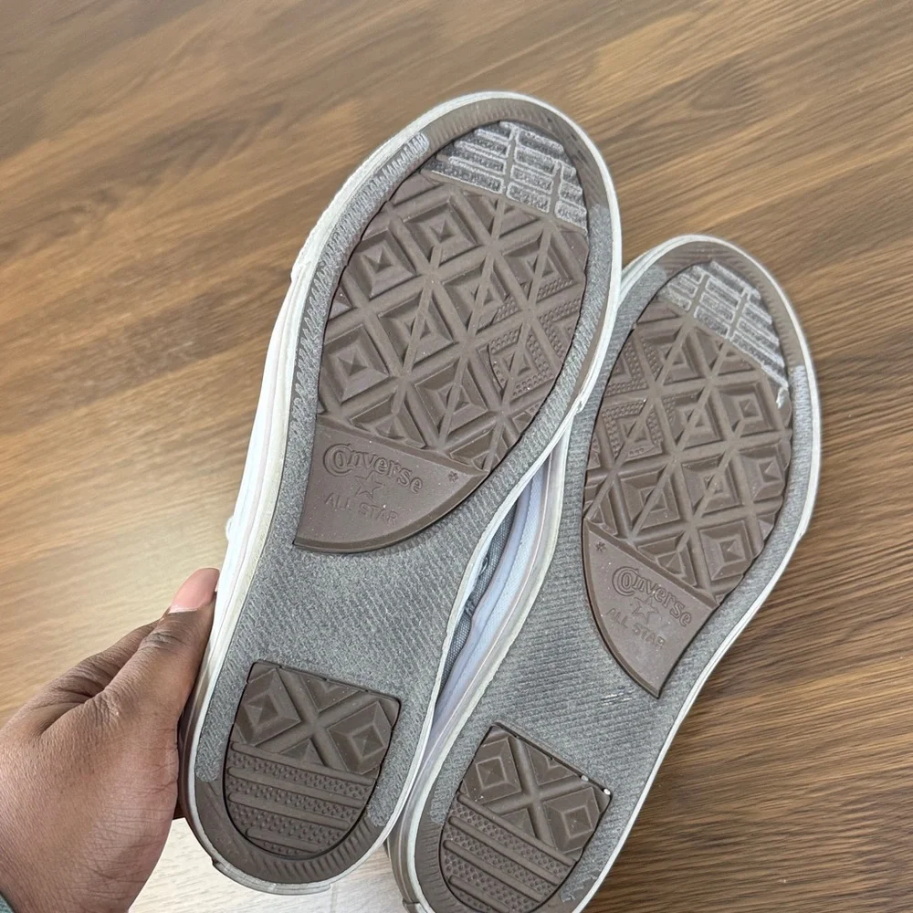 Converse light gray